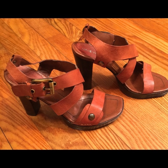 Nine West Elirissa Platform Sandals - Picture 2 of 8